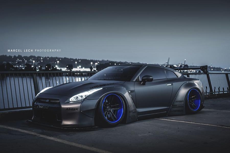 Nissan GT-R by Liberty Walk 2013 года  (фото 7 из 41)